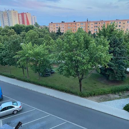 Przytulne Mieszkanie 2 Pokojowe Leszno  Exterior photo
